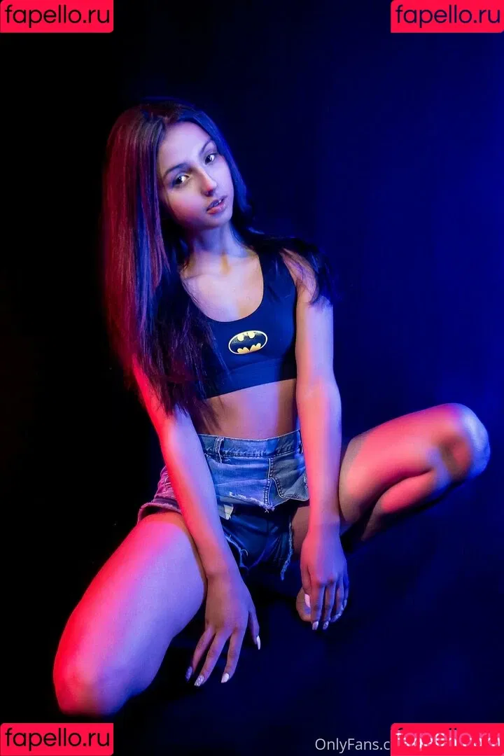 Luna Sophia Onlyfans Photo Gallery 