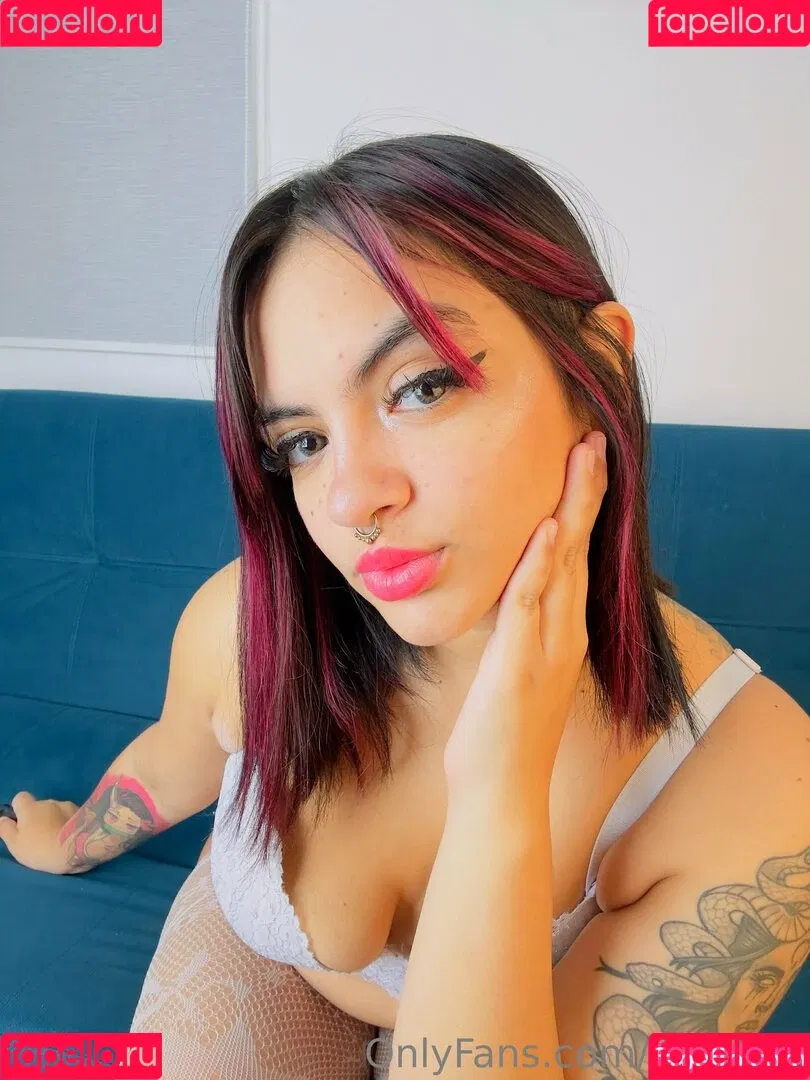 roseiaro Onlyfans Photo Gallery 