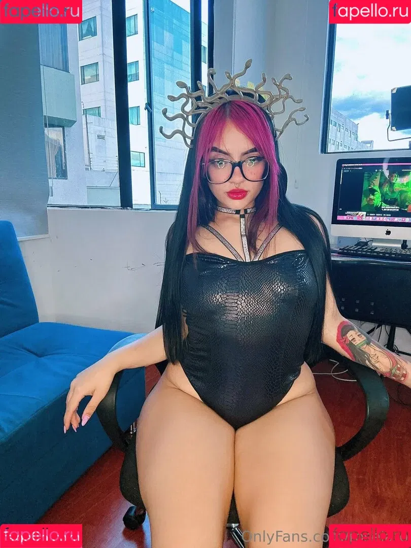 roseiaro Onlyfans Photo Gallery 
