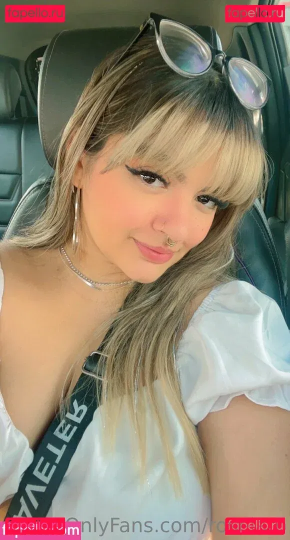 roseiaro Onlyfans Photo Gallery 