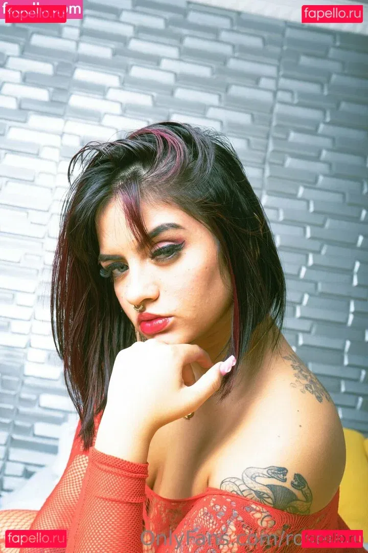 roseiaro Onlyfans Photo Gallery 
