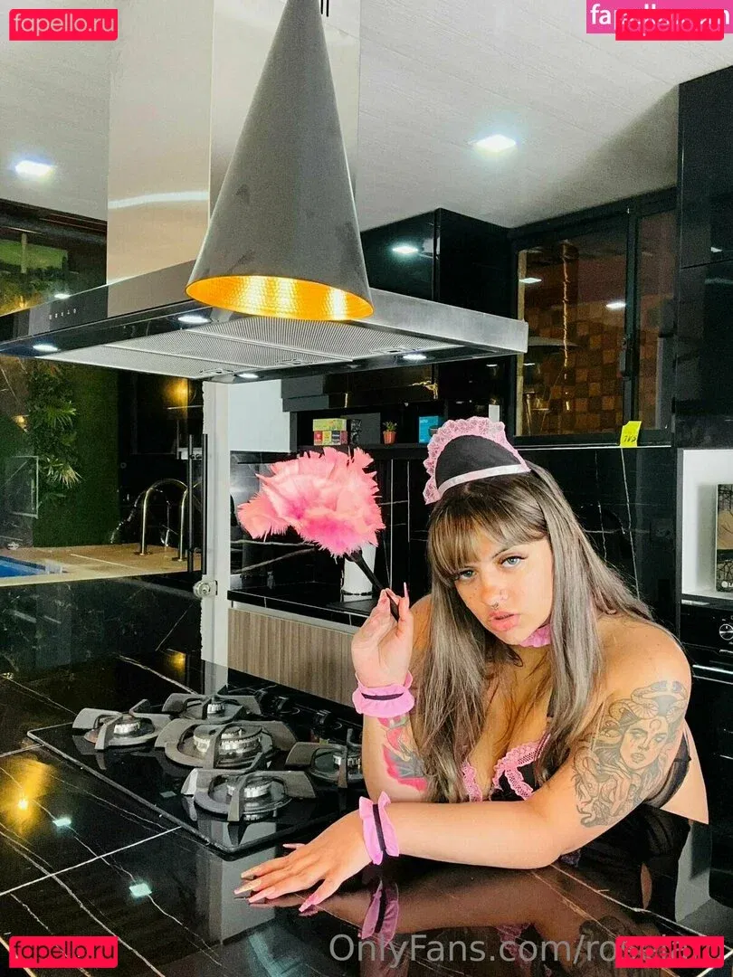 roseiaro Onlyfans Photo Gallery 