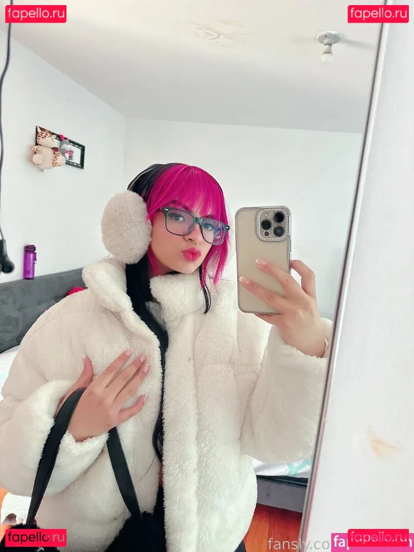 roseiaro Onlyfans Photo Gallery 