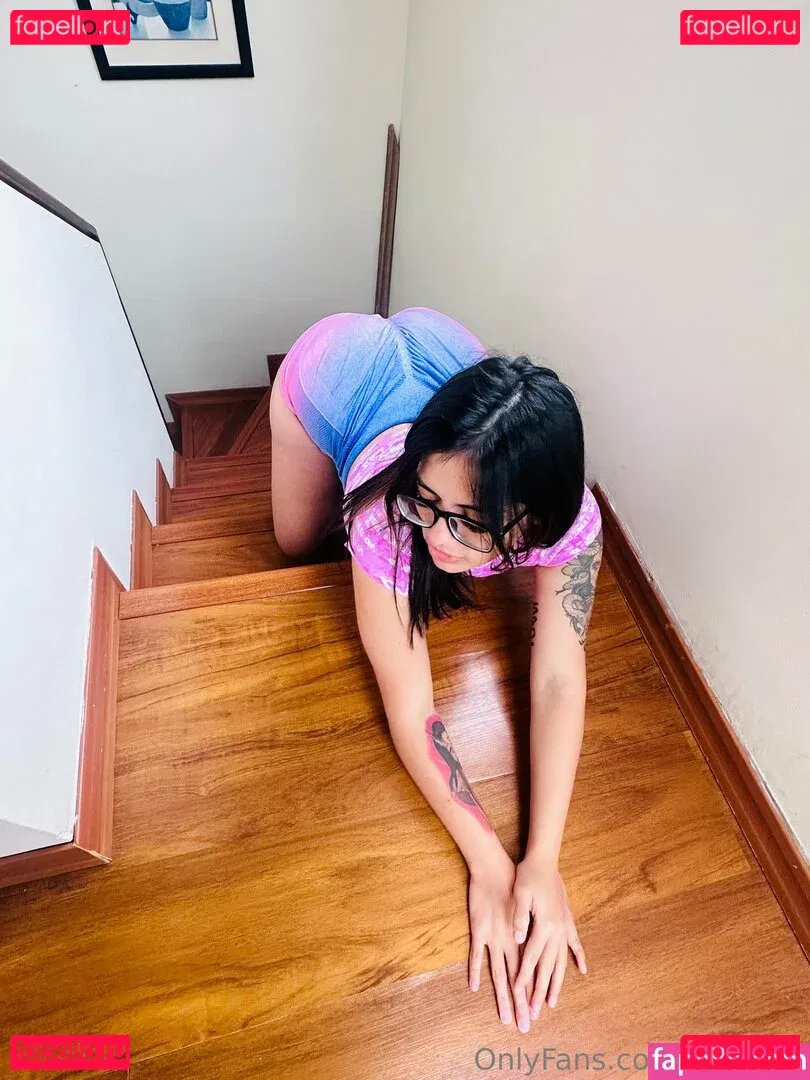 roseiaro Onlyfans Photo Gallery 