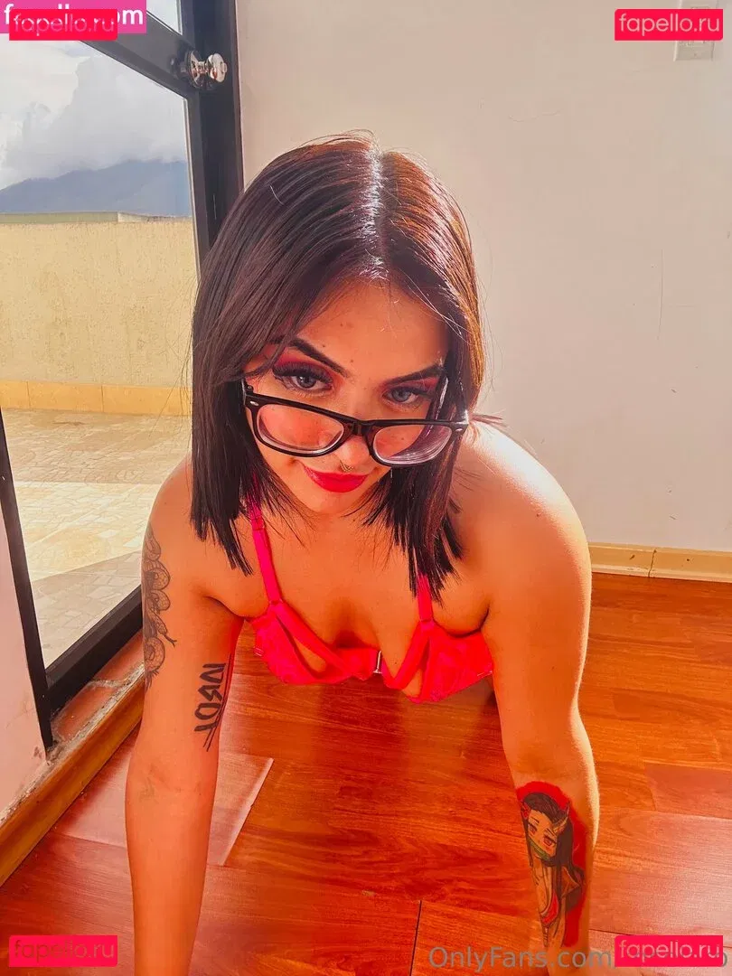 roseiaro Onlyfans Photo Gallery 