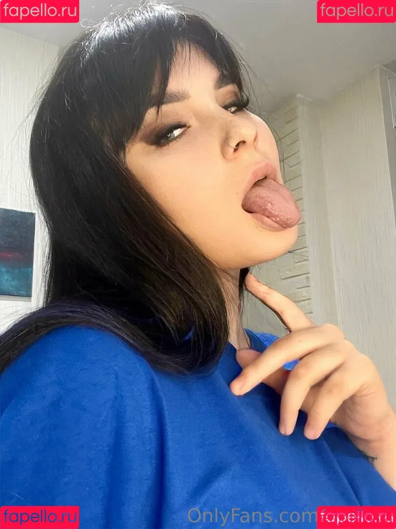 kira_aa Onlyfans Photo Gallery 