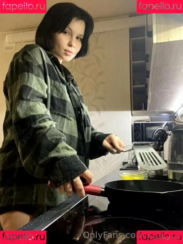 kira_aa Onlyfans Photo Gallery 