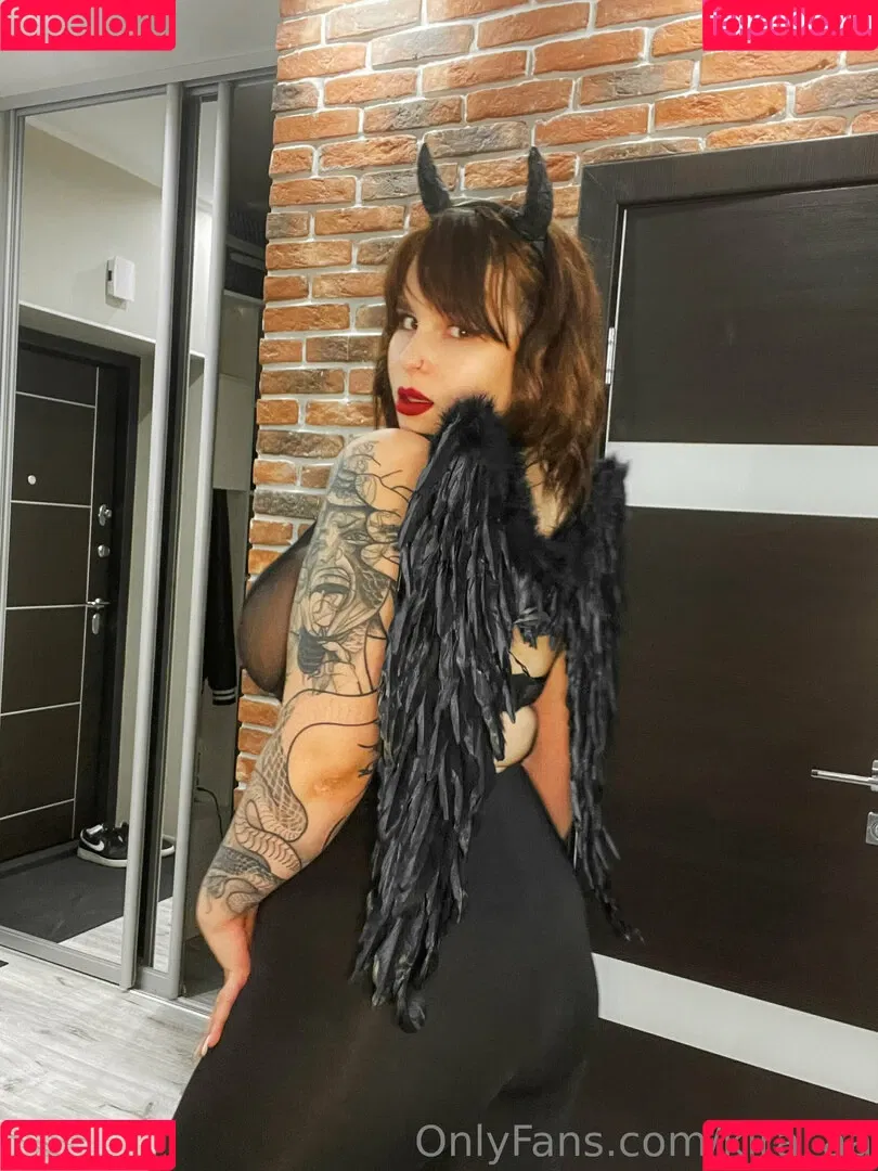 kira_aa Onlyfans Photo Gallery 