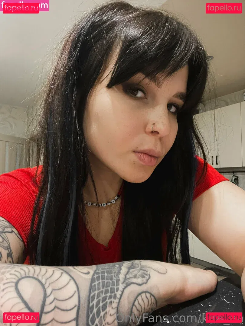 kira_aa Onlyfans Photo Gallery 