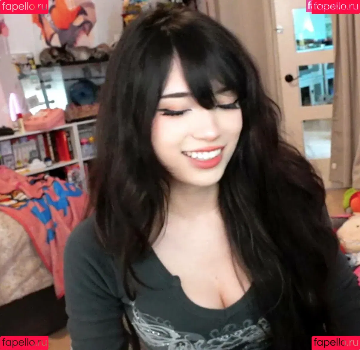 Emiru Onlyfans Photo Gallery 