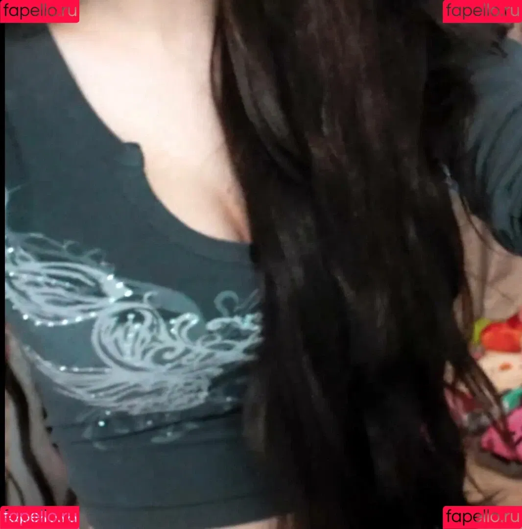 Emiru Onlyfans Photo Gallery 