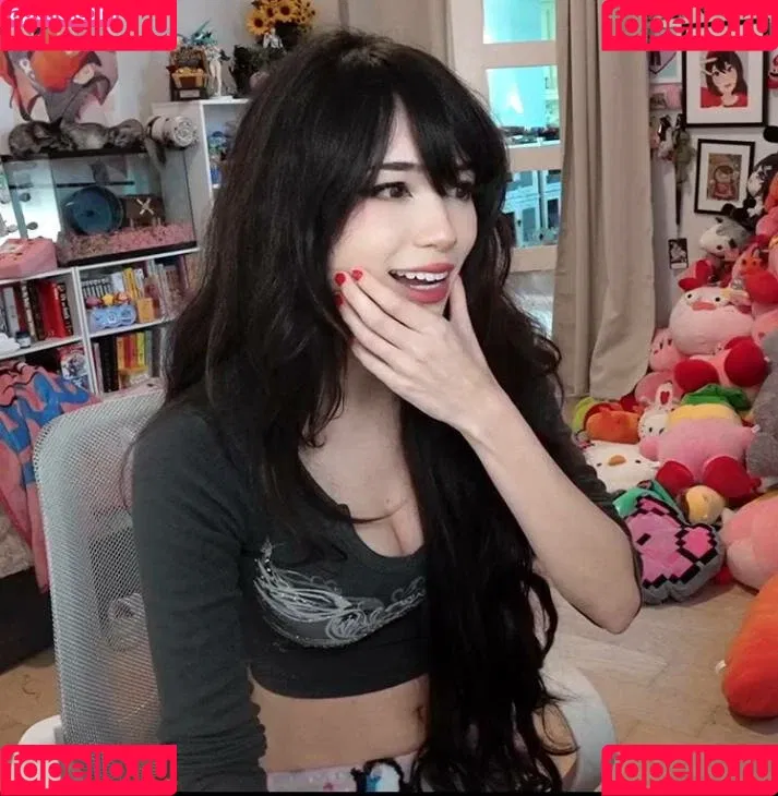 Emiru Onlyfans Photo Gallery 