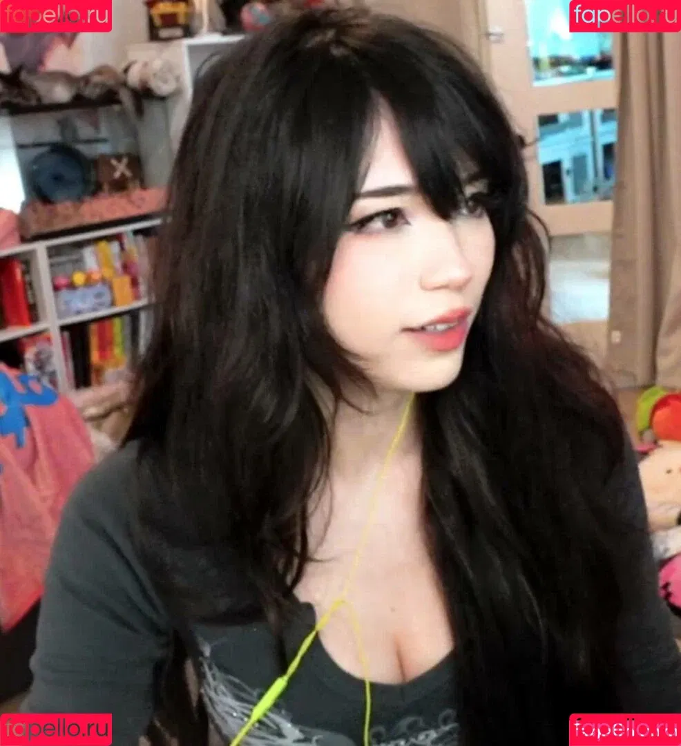 Emiru Onlyfans Photo Gallery 