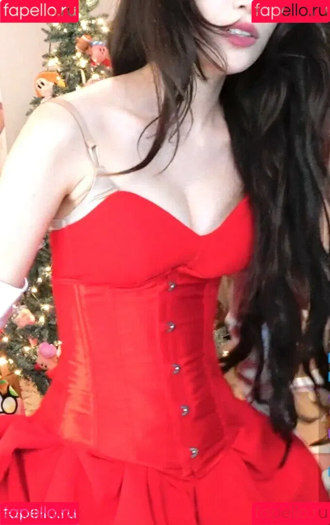 Emiru Onlyfans Photo Gallery 
