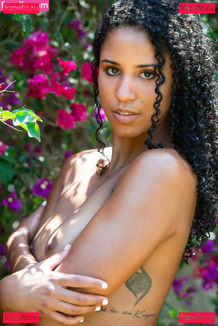 Katharina Hale Onlyfans Photo Gallery 