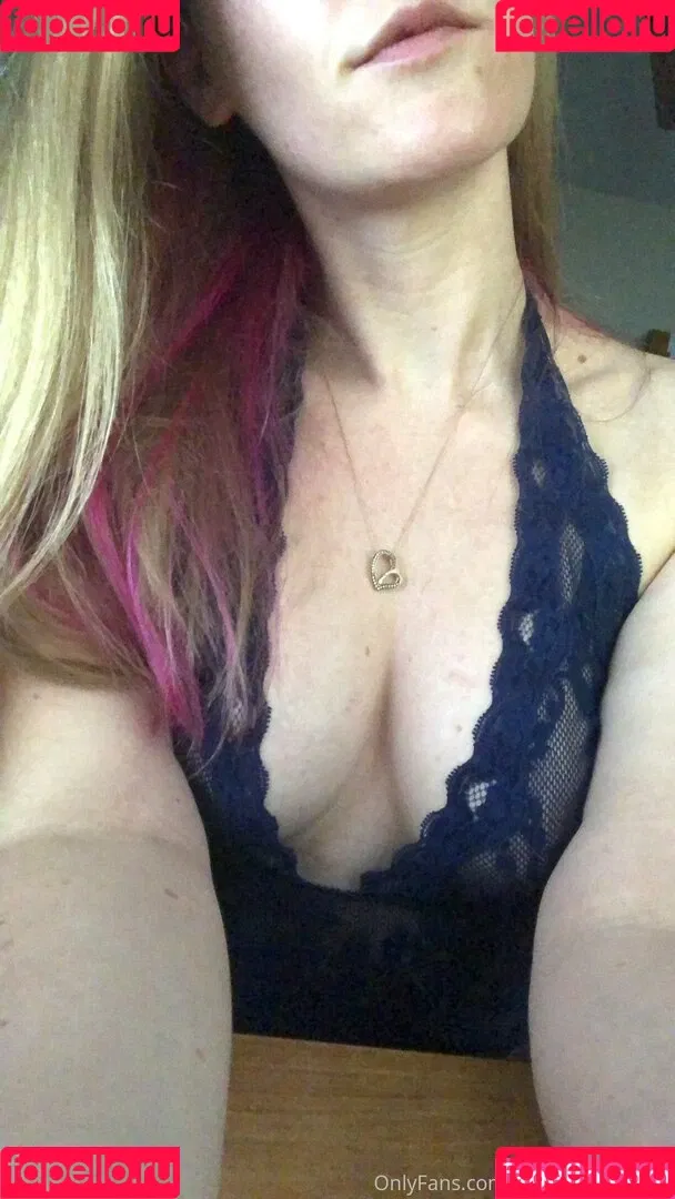 blondekushxfree Onlyfans Photo Gallery 