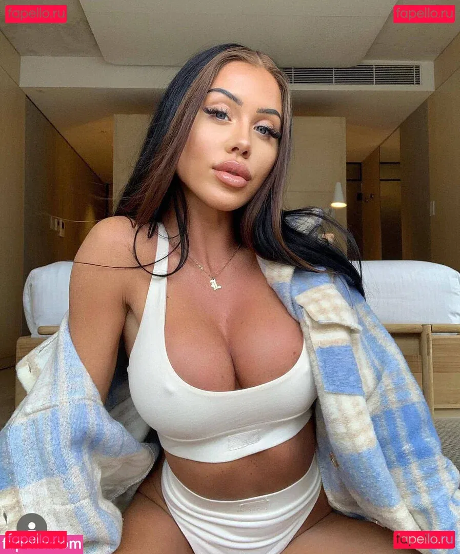 Lauraamy Onlyfans Photo Gallery 