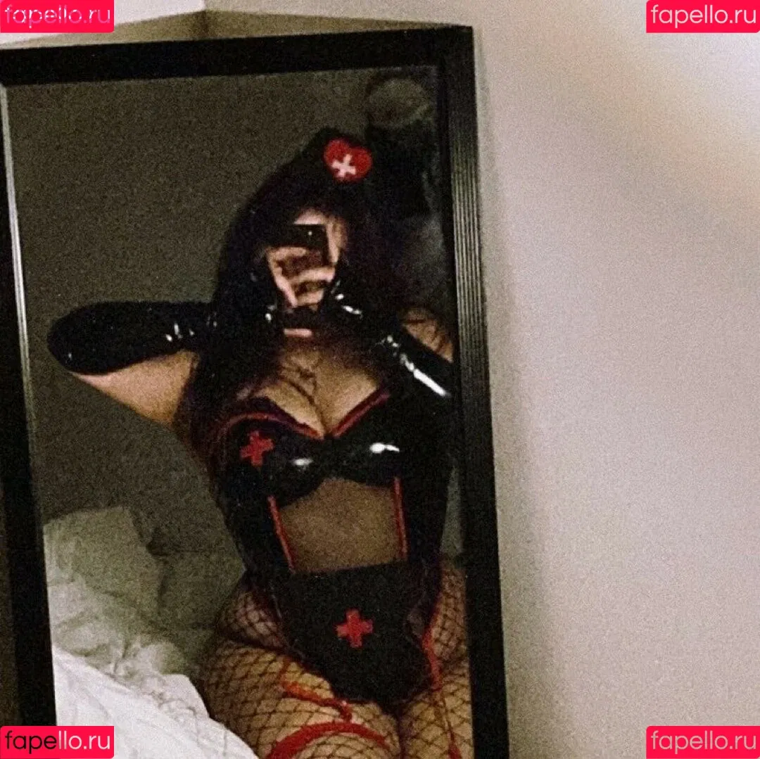 Rosaphy Rxsekiss Onlyfans Photo Gallery 