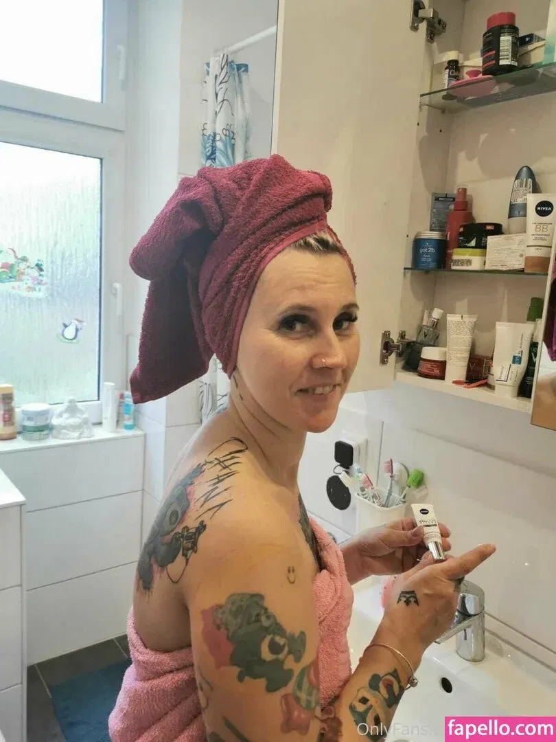 twinkipinki Onlyfans Photo Gallery 