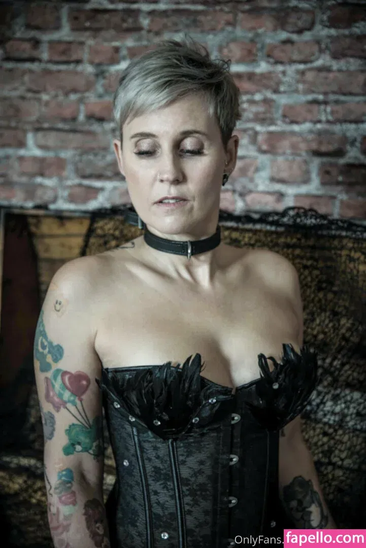 twinkipinki Onlyfans Photo Gallery 