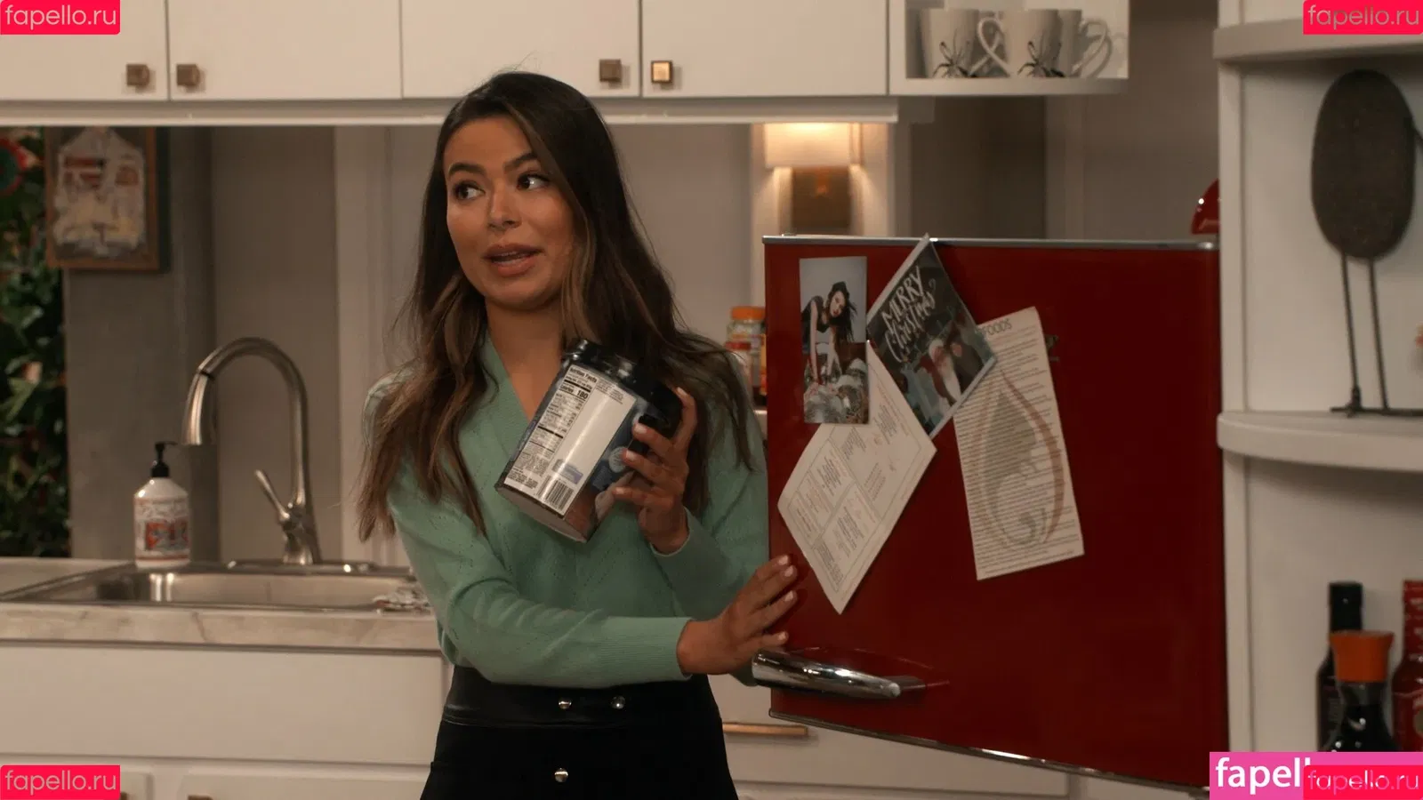 Miranda Cosgrove Onlyfans Photo Gallery 