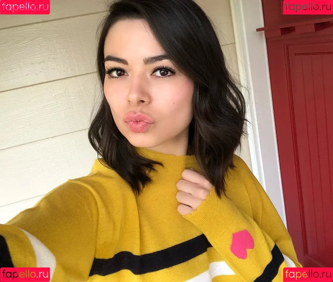Miranda Cosgrove Onlyfans Photo Gallery 