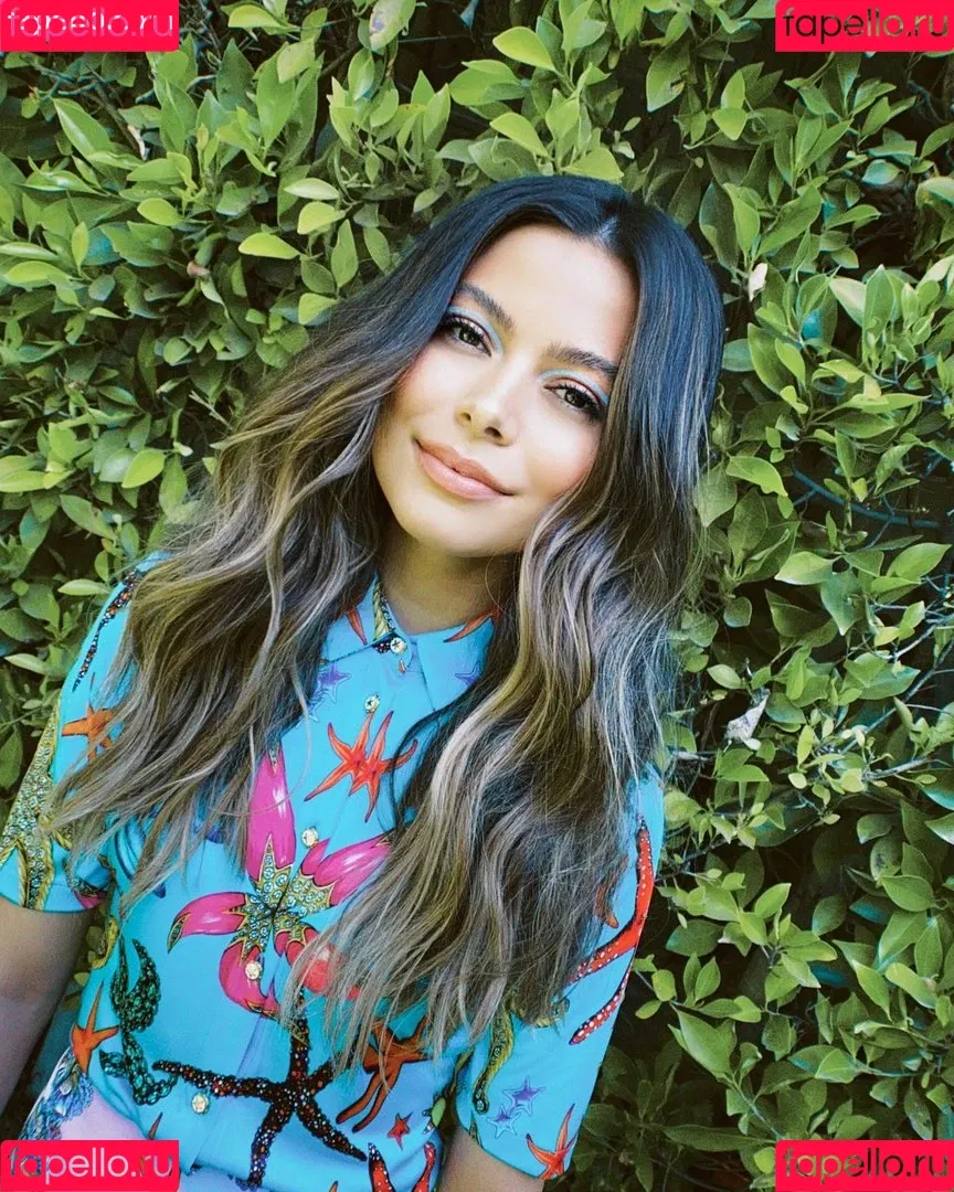 Miranda Cosgrove Onlyfans Photo Gallery 