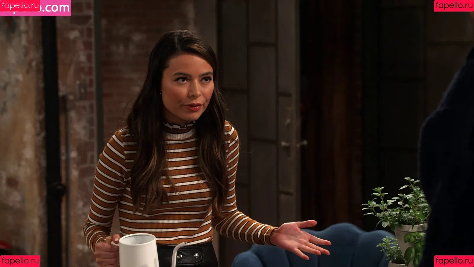 Miranda Cosgrove Onlyfans Photo Gallery 