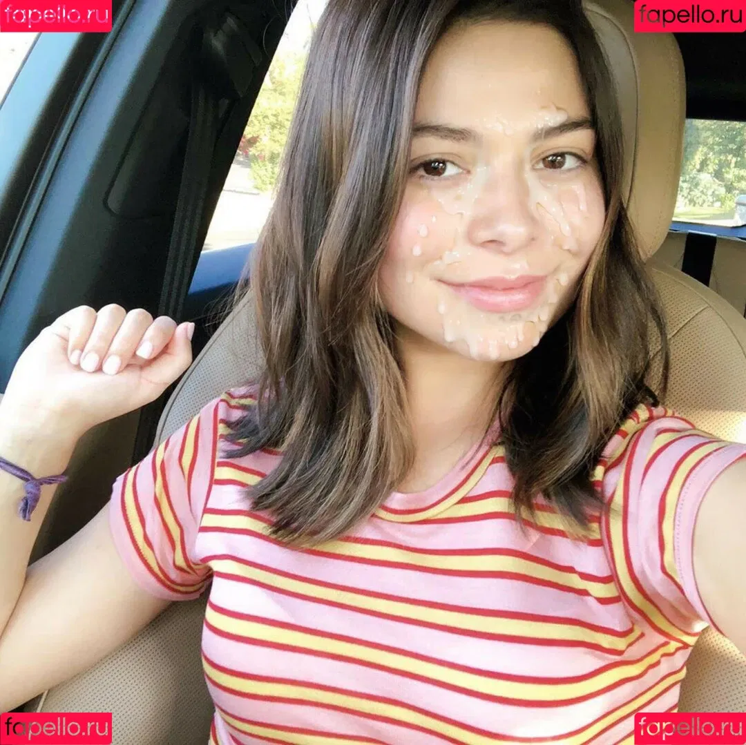 Miranda Cosgrove Onlyfans Photo Gallery 