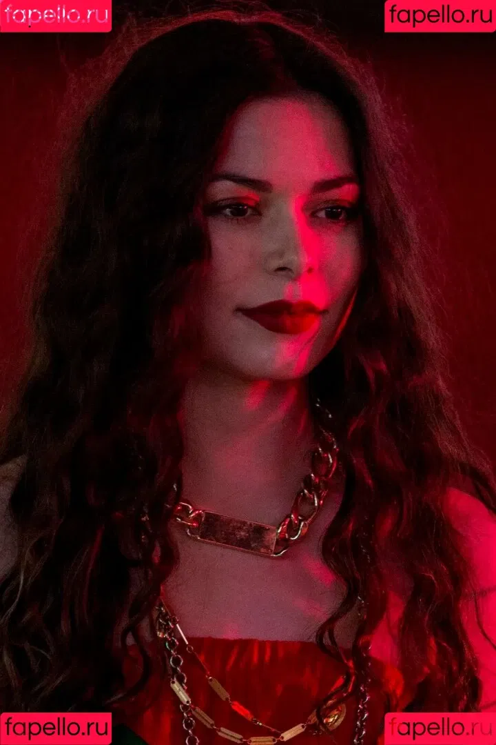 Miranda Cosgrove Onlyfans Photo Gallery 