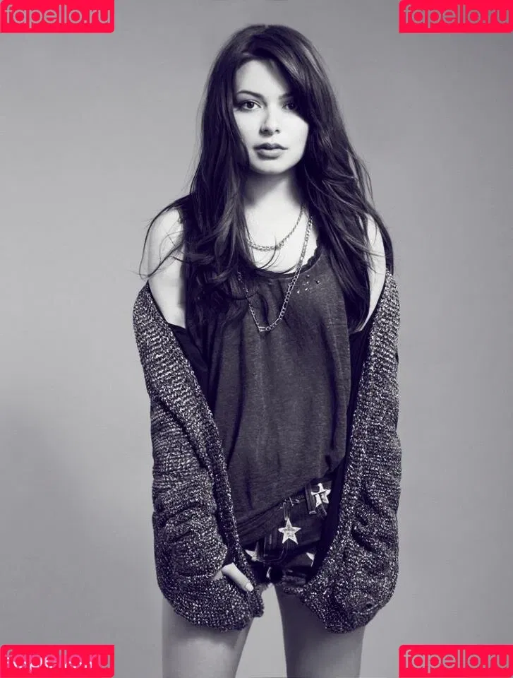 Miranda Cosgrove Onlyfans Photo Gallery 