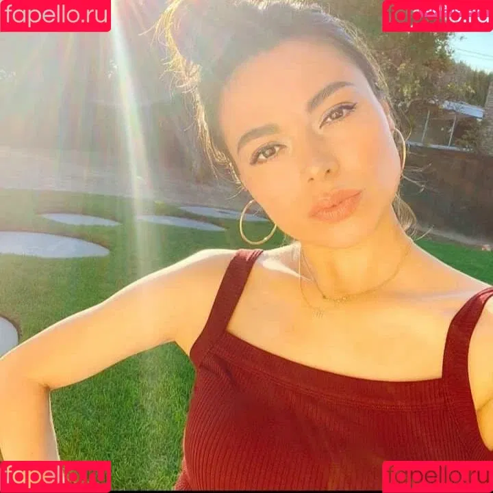 Miranda Cosgrove Onlyfans Photo Gallery 