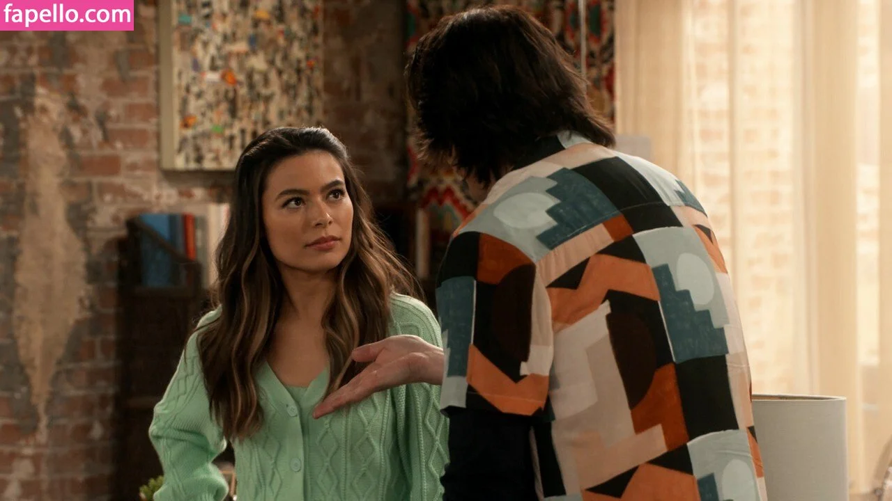 Miranda Cosgrove Onlyfans Photo Gallery 