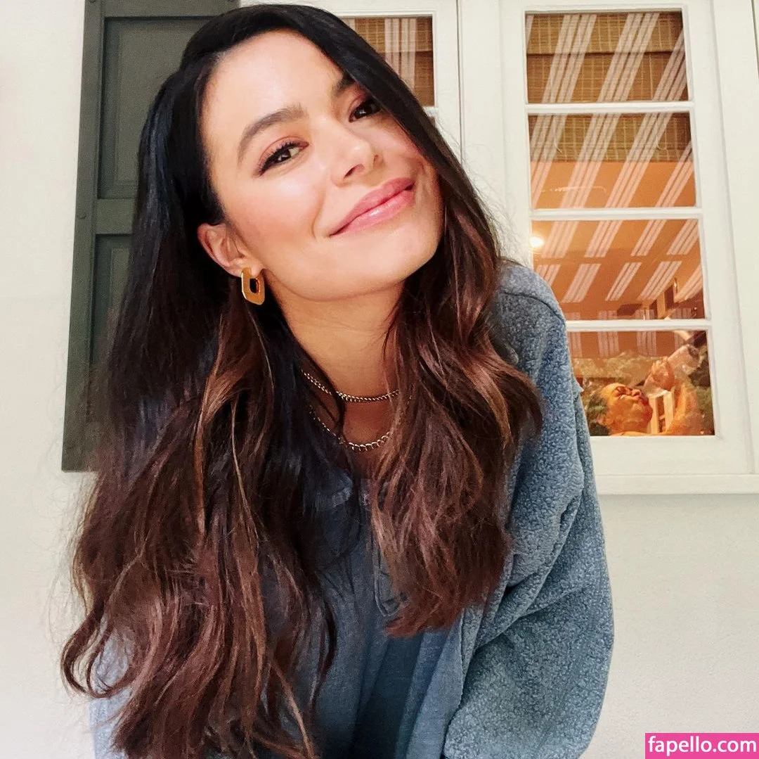 Miranda Cosgrove Onlyfans Photo Gallery 