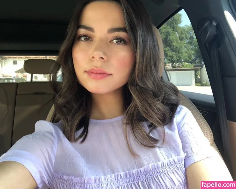 Miranda Cosgrove Onlyfans Photo Gallery 