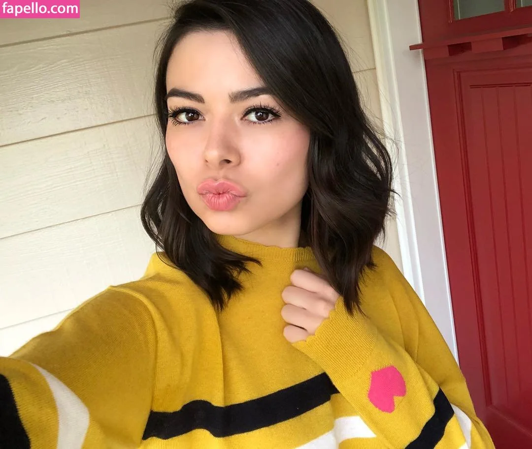 Miranda Cosgrove Onlyfans Photo Gallery 