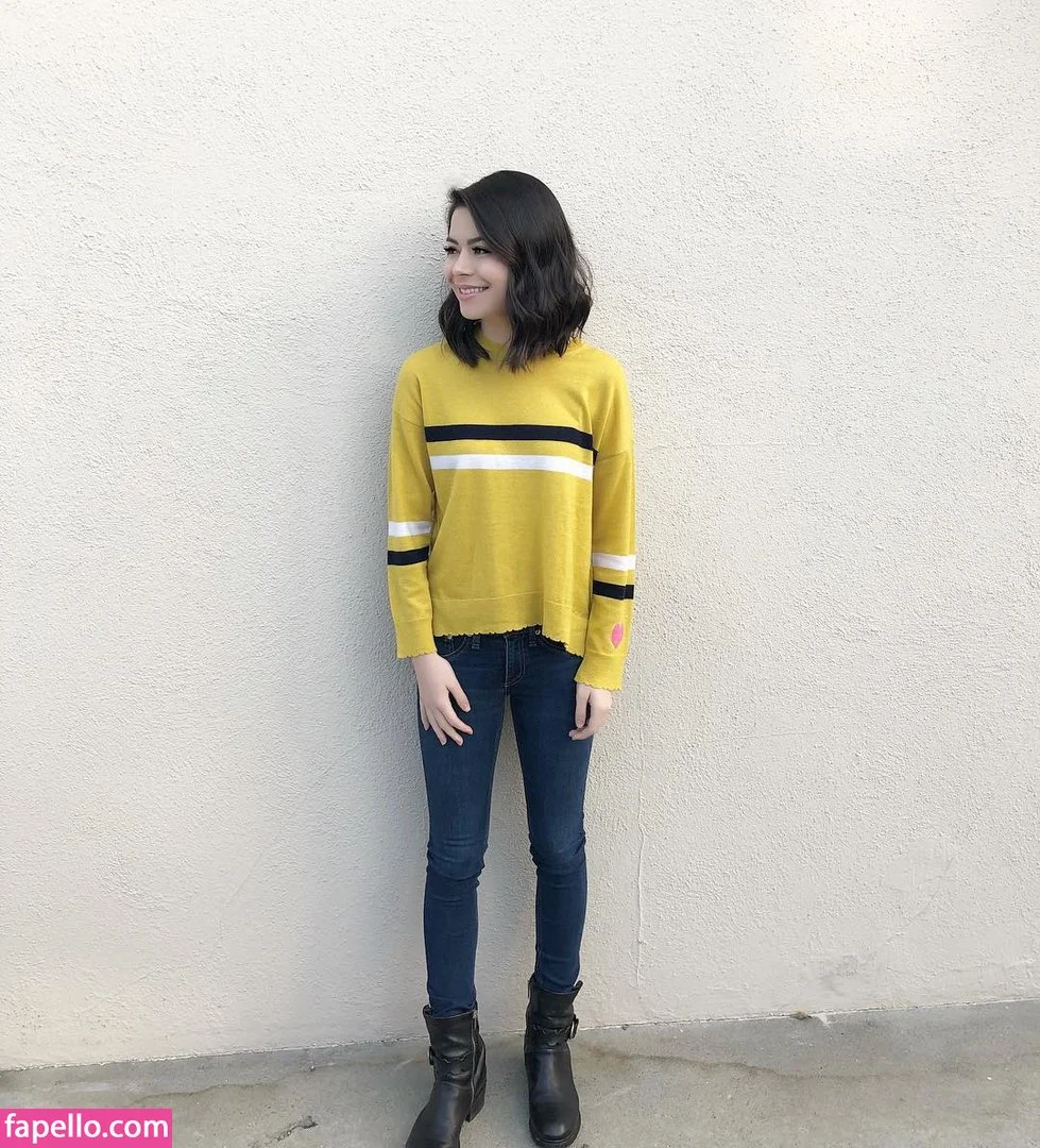 Miranda Cosgrove Onlyfans Photo Gallery 
