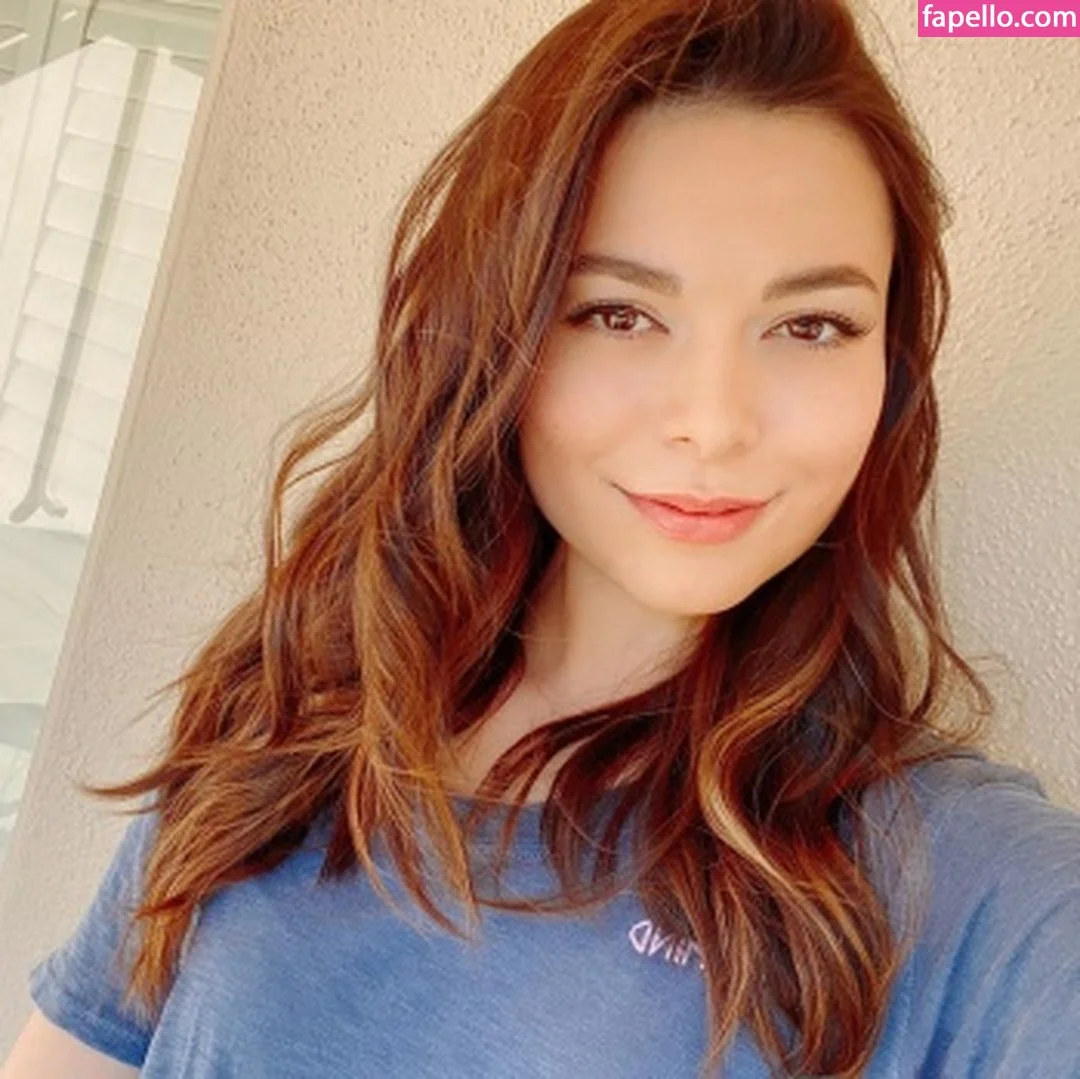 Miranda Cosgrove Onlyfans Photo Gallery 