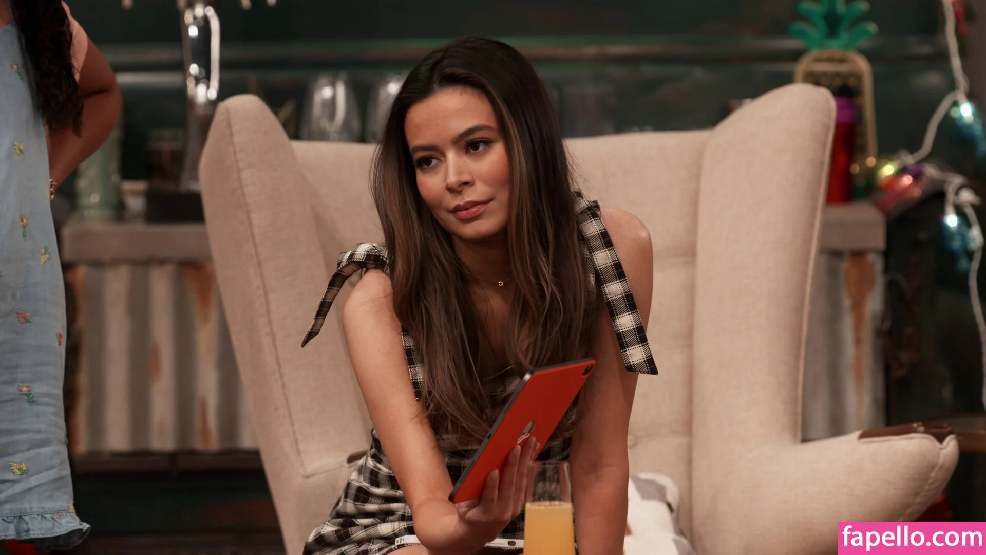 Miranda Cosgrove Onlyfans Photo Gallery 