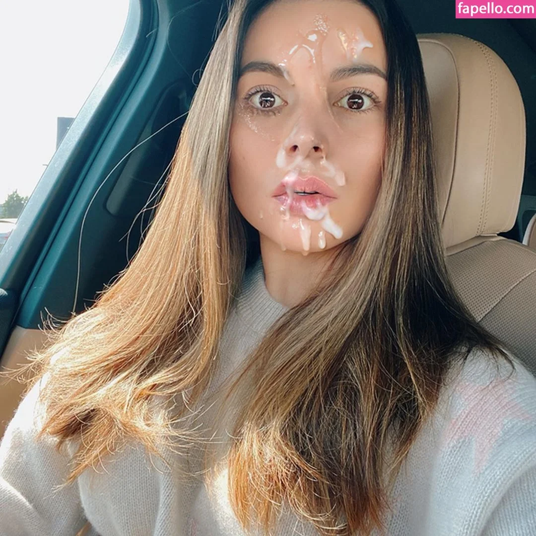 Miranda Cosgrove Onlyfans Photo Gallery 