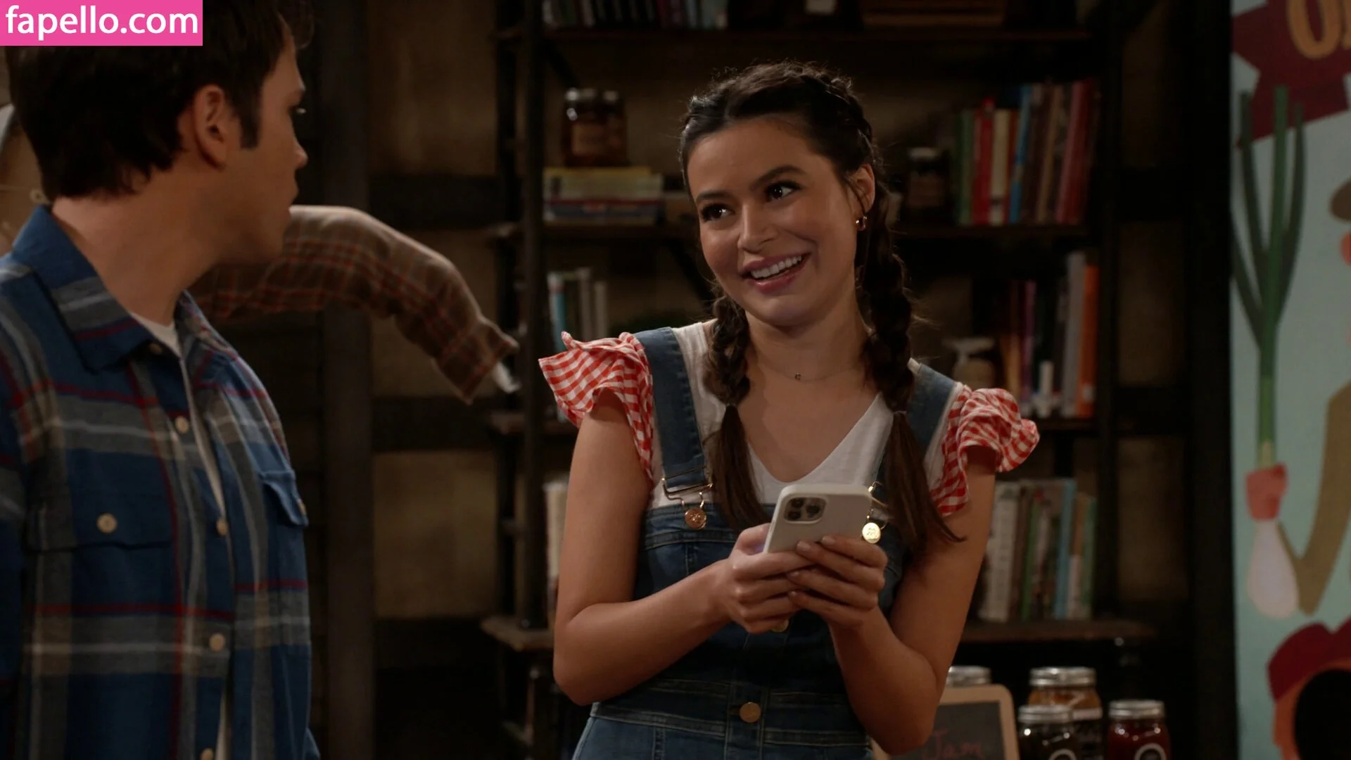 Miranda Cosgrove Onlyfans Photo Gallery 