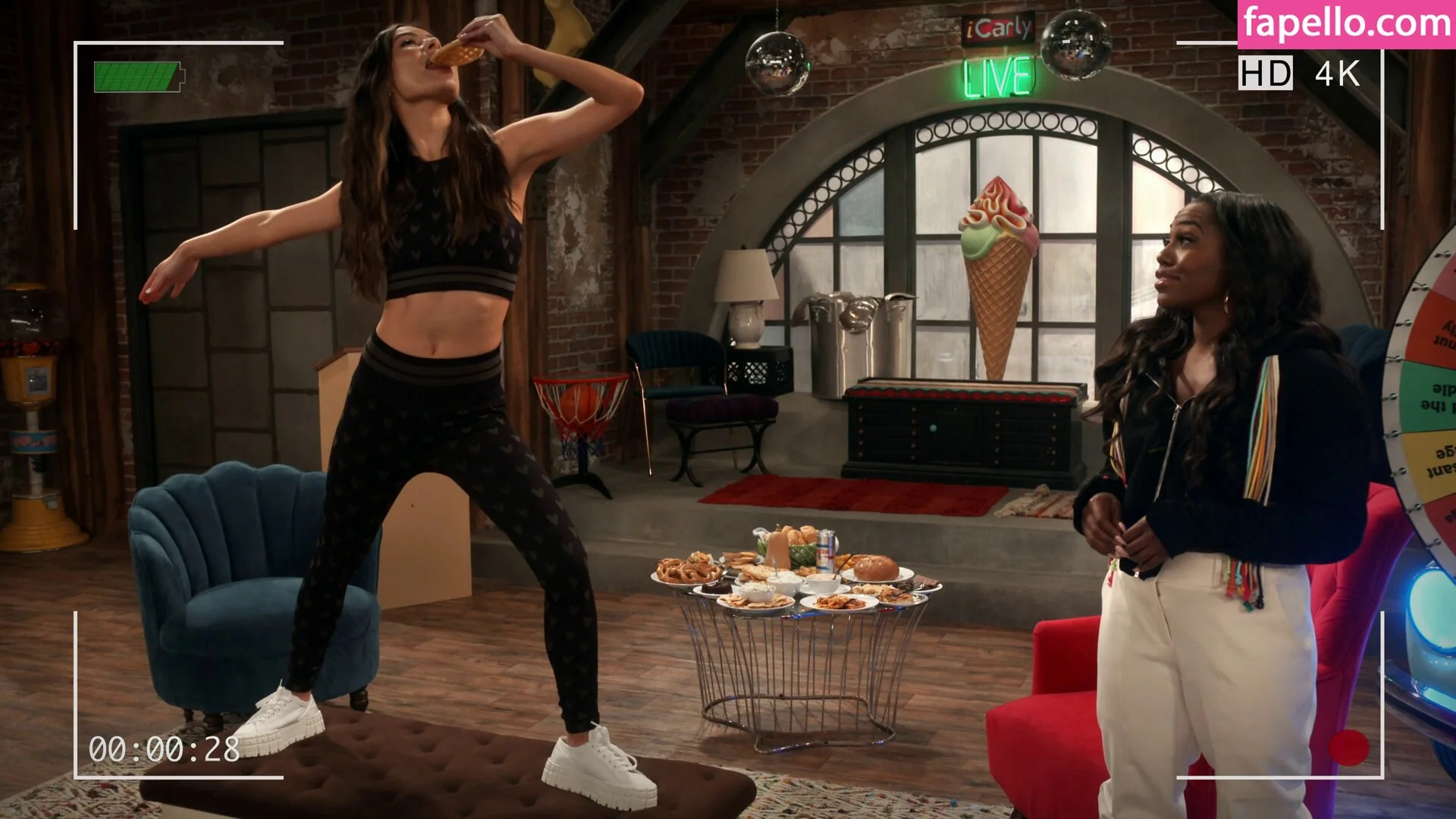 Miranda Cosgrove Onlyfans Photo Gallery 