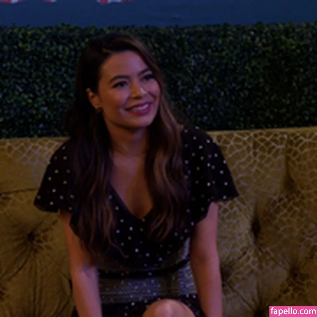 Miranda Cosgrove Onlyfans Photo Gallery 