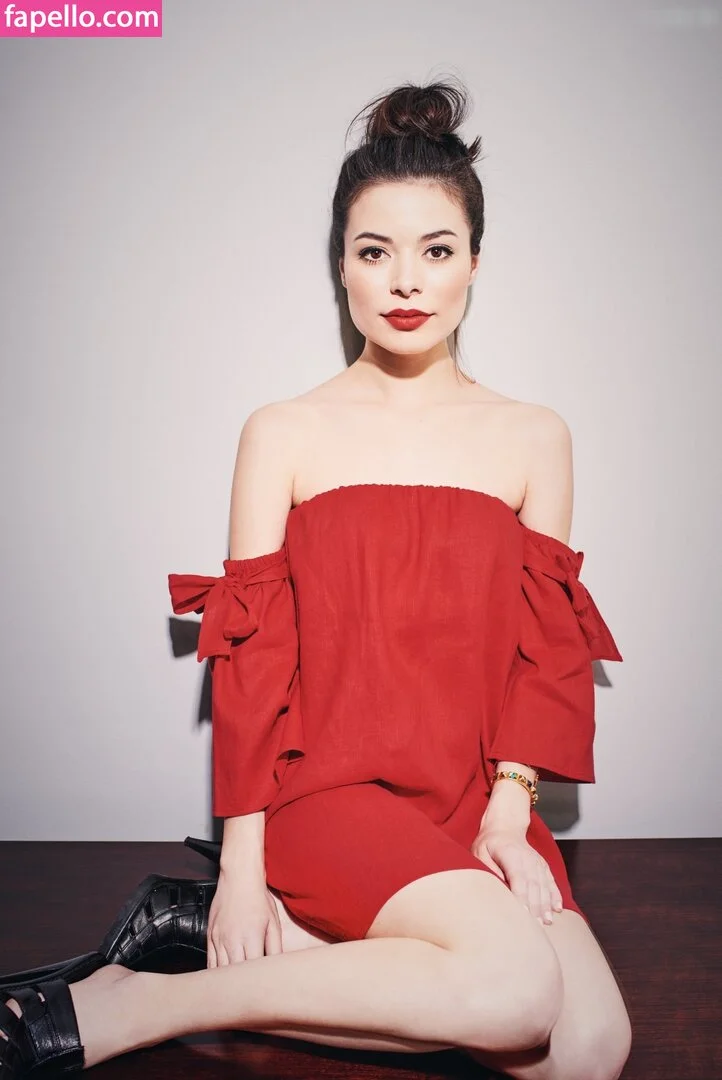 Miranda Cosgrove Onlyfans Photo Gallery 