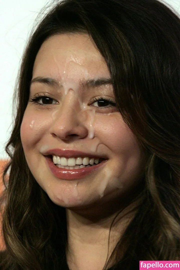 Miranda Cosgrove Onlyfans Photo Gallery 