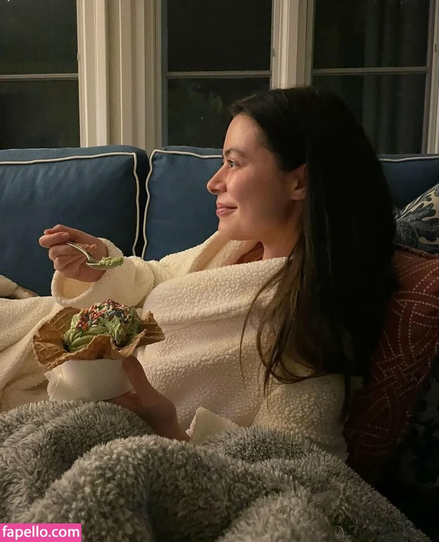 Miranda Cosgrove Onlyfans Photo Gallery 