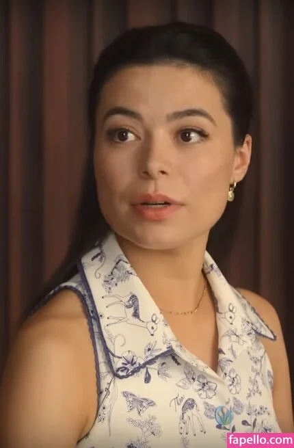 Miranda Cosgrove Onlyfans Photo Gallery 
