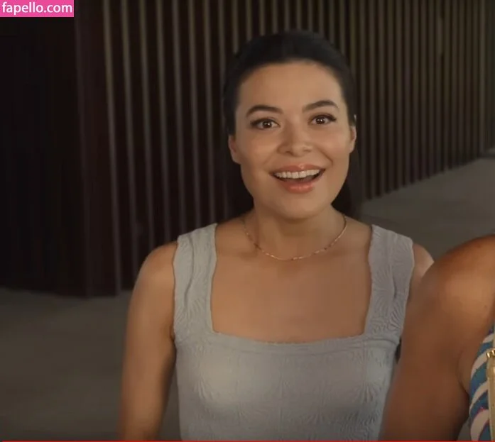 Miranda Cosgrove Onlyfans Photo Gallery 