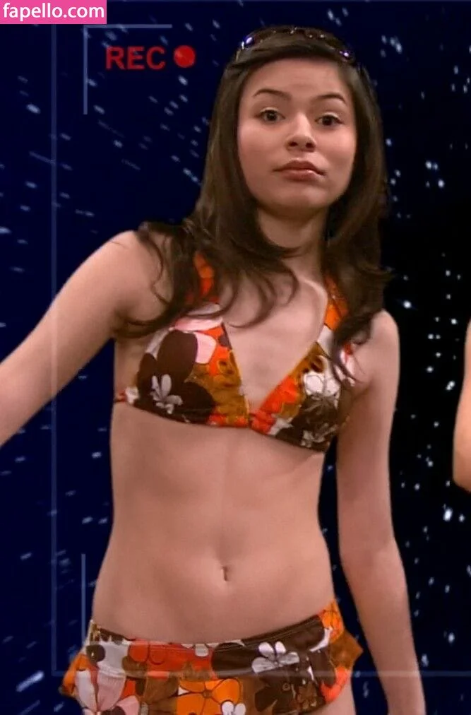 Miranda Cosgrove Onlyfans Photo Gallery 