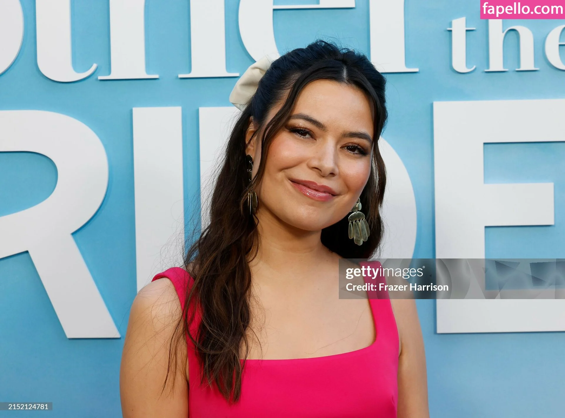 Miranda Cosgrove Onlyfans Photo Gallery 